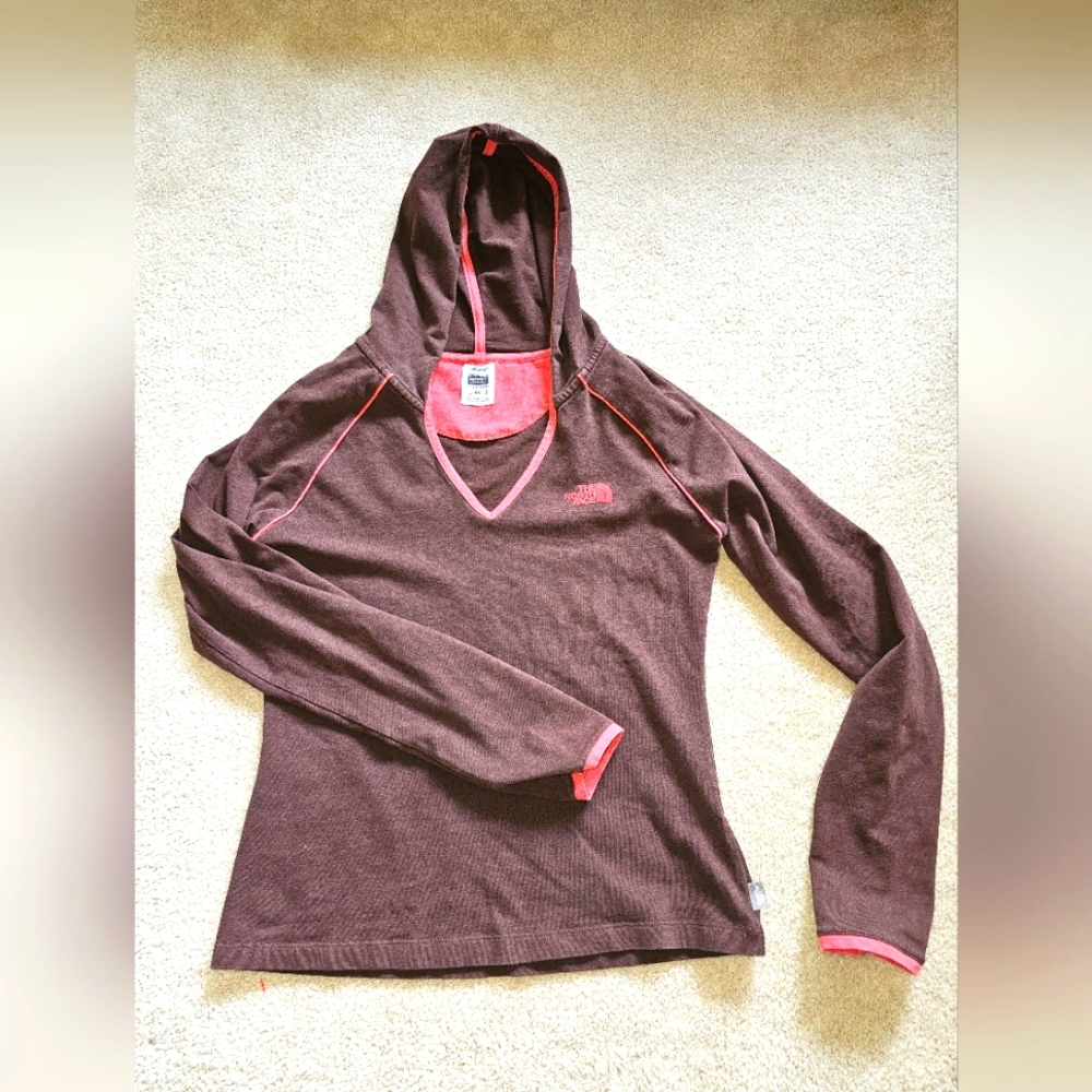 THE NORTH FACE WOMEN'S HOODIE SZ MEDIUM